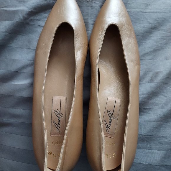 Women's Amalfi Kitten Heels - Picture 2 of 4